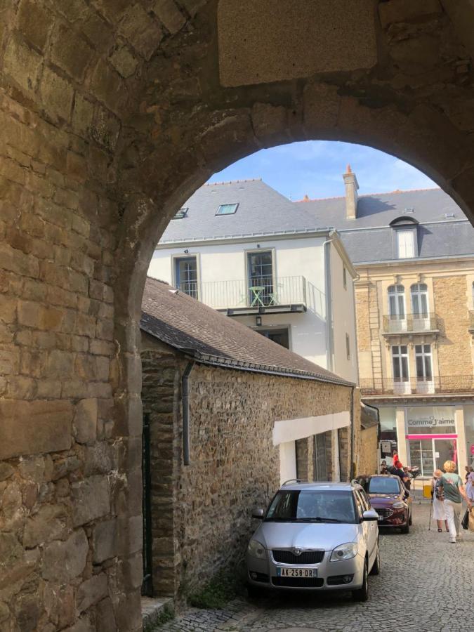 Vue Sur Remparts - Coeur De Vannes- 2Ch Exterior foto